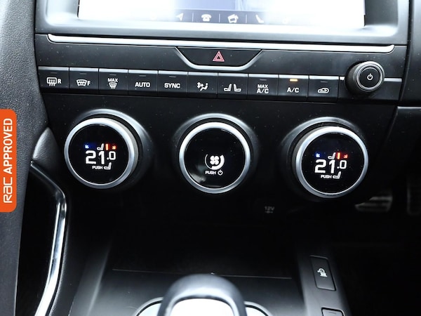 Used Jaguar E-Pace 2019 for sale - 75699683: Photo 19
