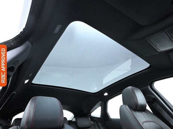 Used Jaguar E-Pace 2019 for sale - 75699683: Photo 3