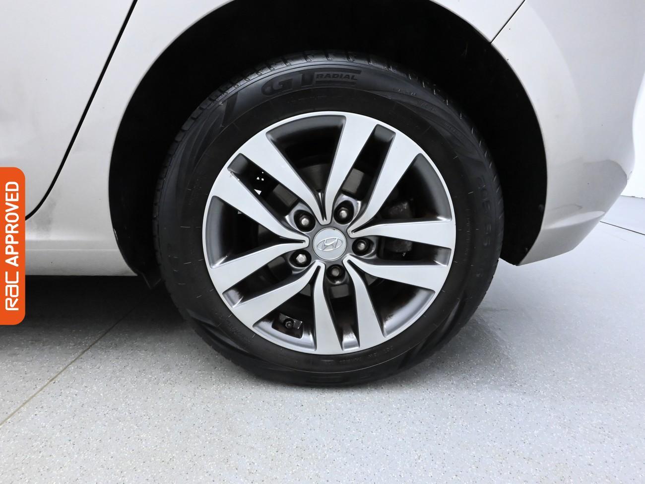 Used Hyundai i30 2018 for sale - 76569427: Photo 26