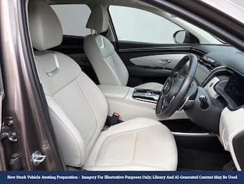 Used Hyundai TUCSON 2023 for sale - 79672560: Photo