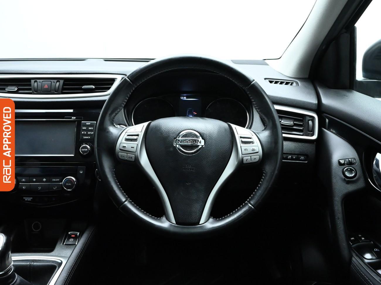 Used Nissan Qashqai 2015 for sale - 76569411: Photo 9