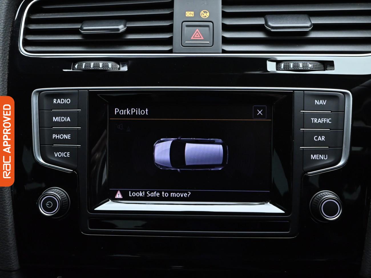 Used Volkswagen Golf 2015 for sale - 76180843: Photo 3