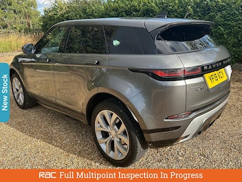 Used Land Rover Range Rover Evoque 2019 for sale - 75925036: Photo