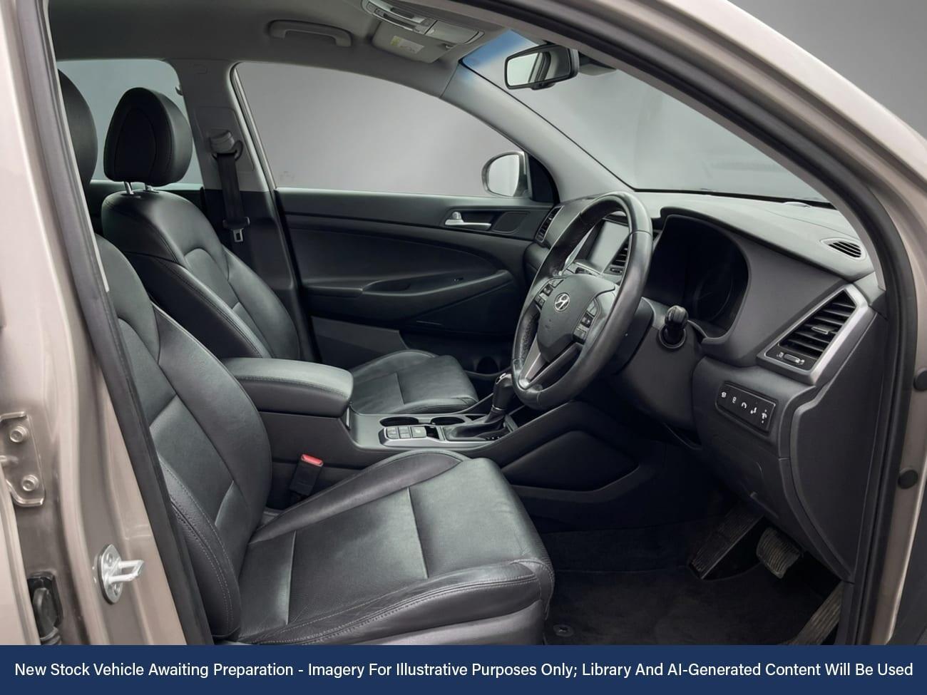 Used Hyundai TUCSON 2016 for sale - 78001876: Photo 3