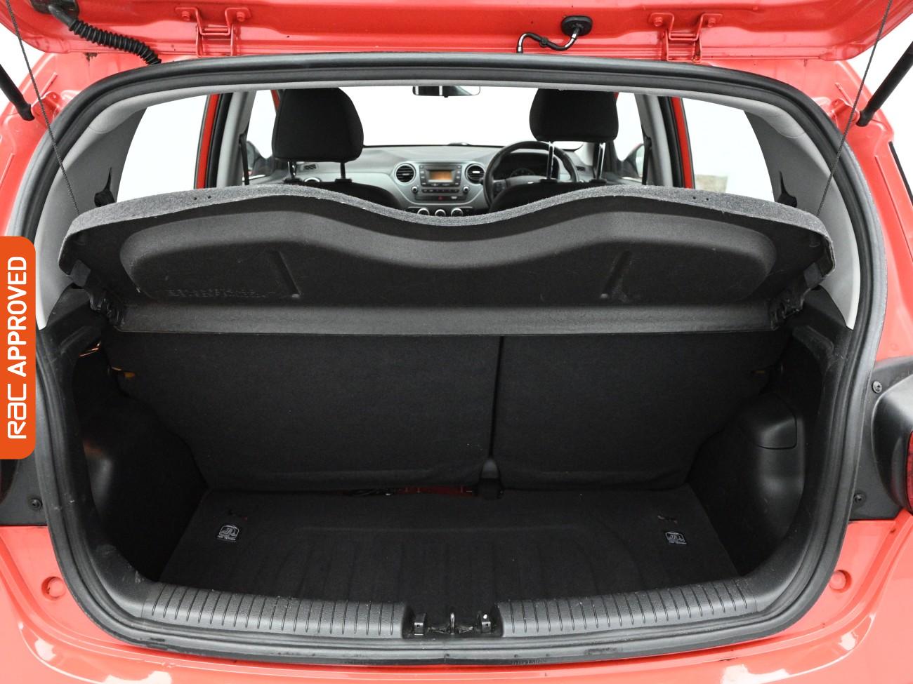 Used Hyundai i10 2020 for sale - 77743562: Photo 25