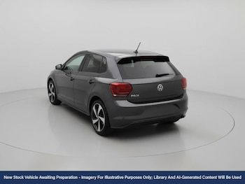 Used Volkswagen Polo 2021 for sale - 76520002: Photo
