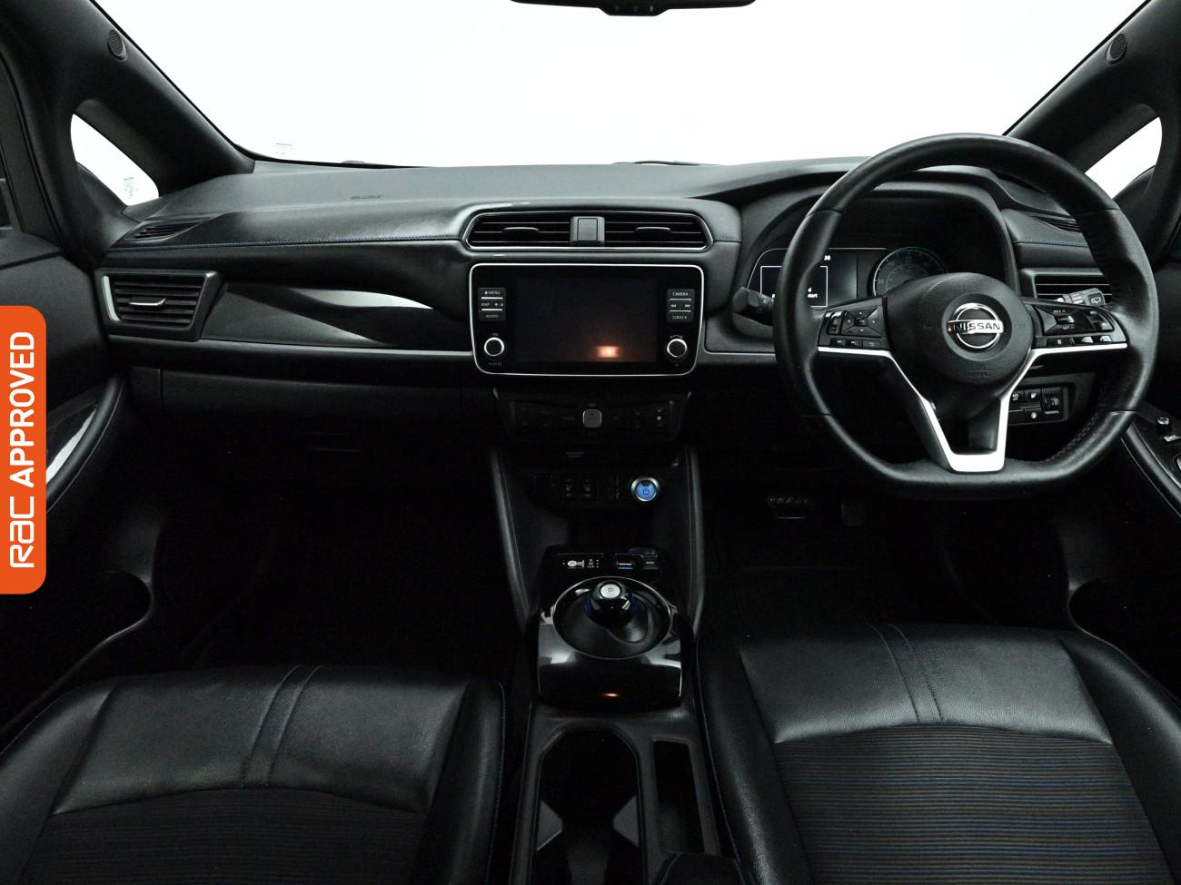 Used Nissan Leaf 2021 for sale - 78161720: Photo 2