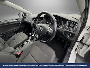 Used Volkswagen Golf 2019 for sale - 79604746: Photo