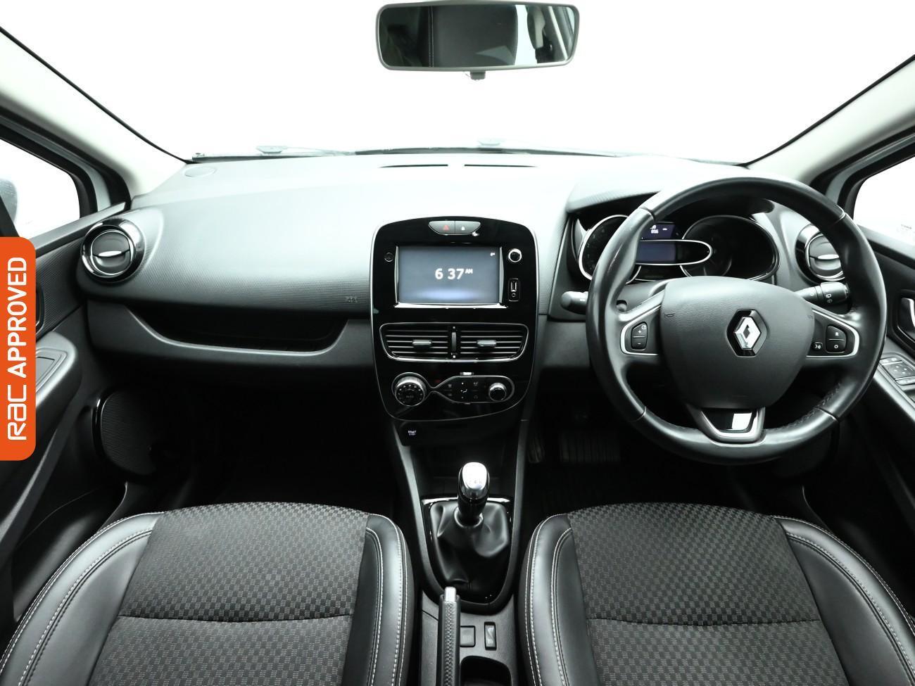 Used Renault Clio 2018 for sale - 77996500: Photo 2