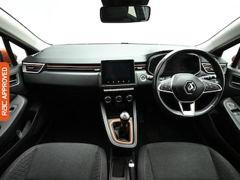 Used Renault Clio 2020 for sale - 79429227: Photo