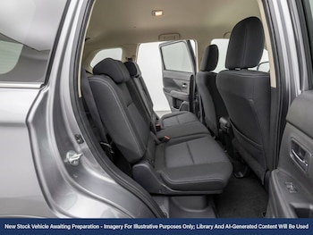 Used Mitsubishi Outlander 2016 for sale - 77700662: Photo