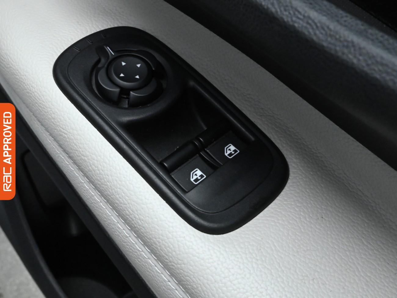 Used Fiat 500e 2021 for sale - 76385361: Photo 31