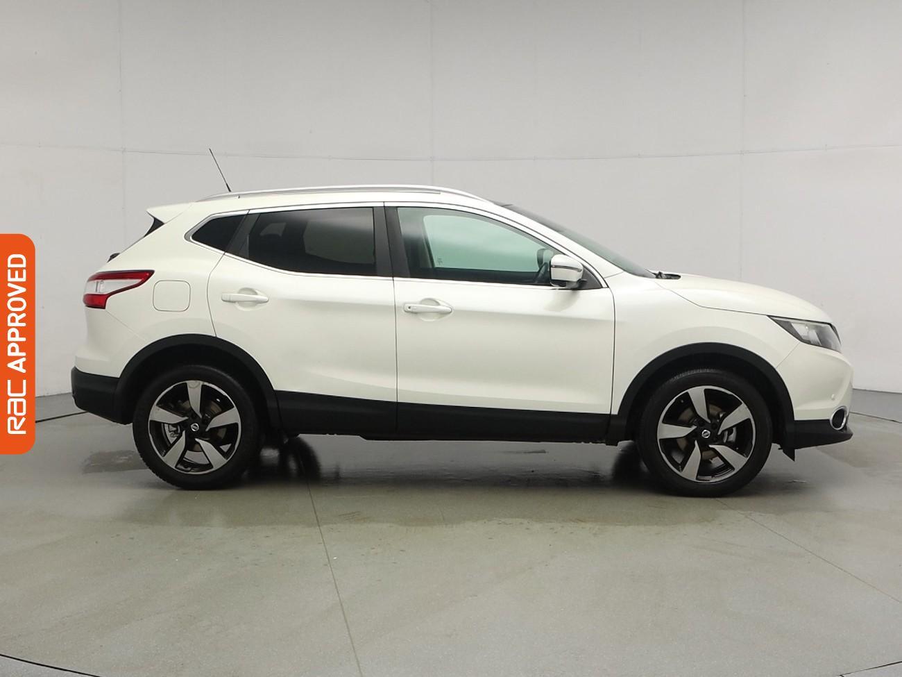 Used Nissan Qashqai 2015 for sale - 76569424: Photo 6