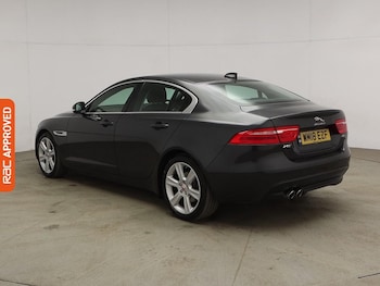Used Jaguar XE 2018 for sale - 75283855: Photo