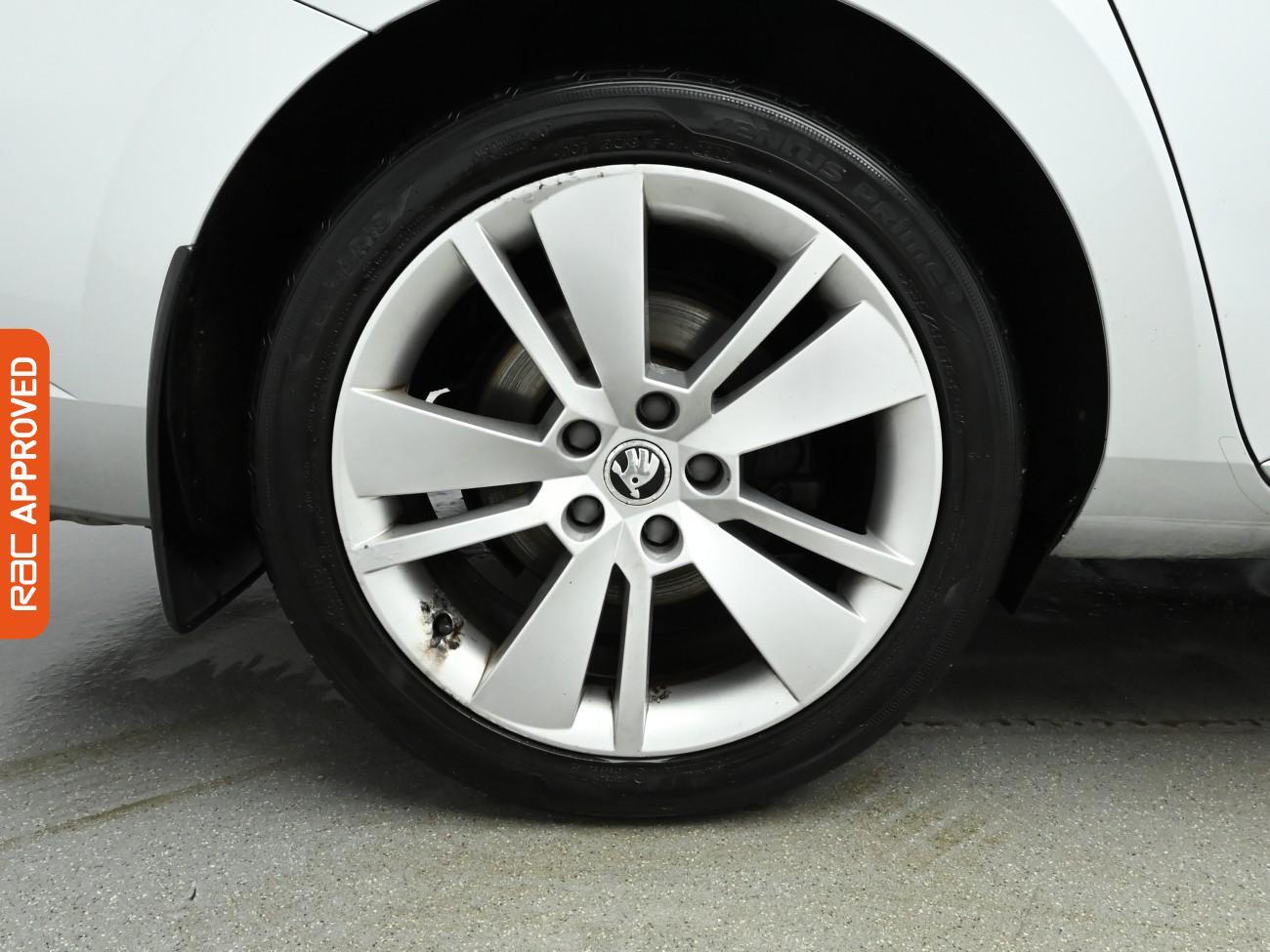 Used Skoda Superb 2016 for sale - 77577632: Photo 14