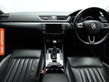 Used Skoda Superb 2016 for sale - 77577632: Photo