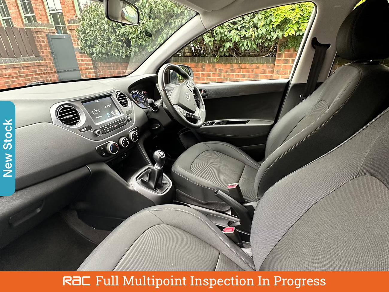 Used Hyundai i10 2020 for sale - 76156414: Photo 3