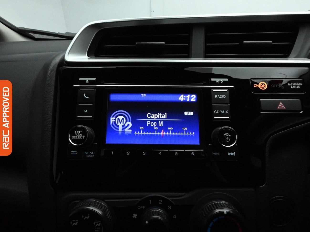 Used Honda Jazz 2019 for sale - 76629880: Photo 16