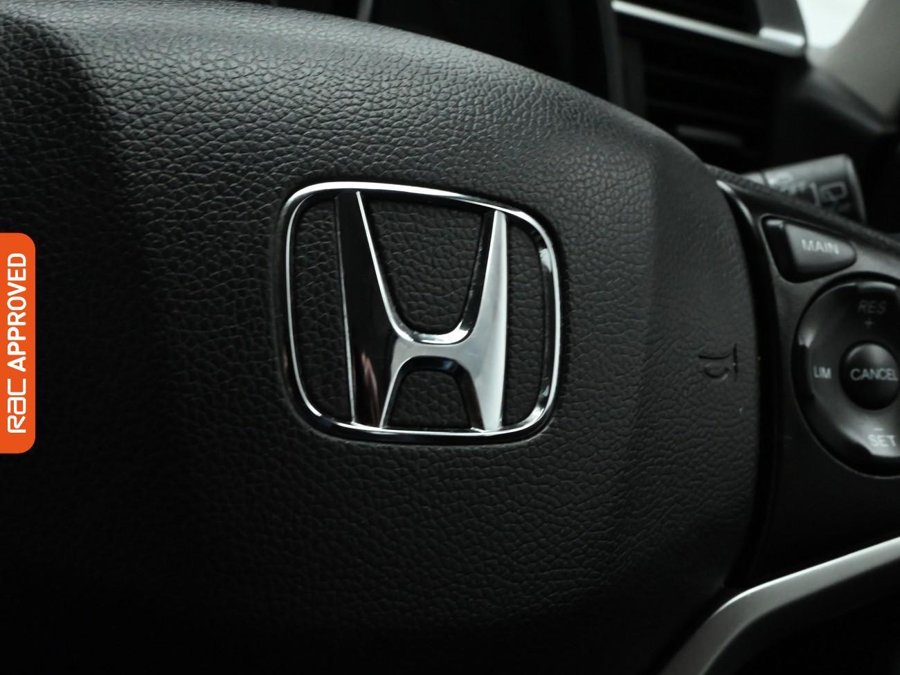 Used Honda Jazz 2019 for sale - 76629880: Photo 19