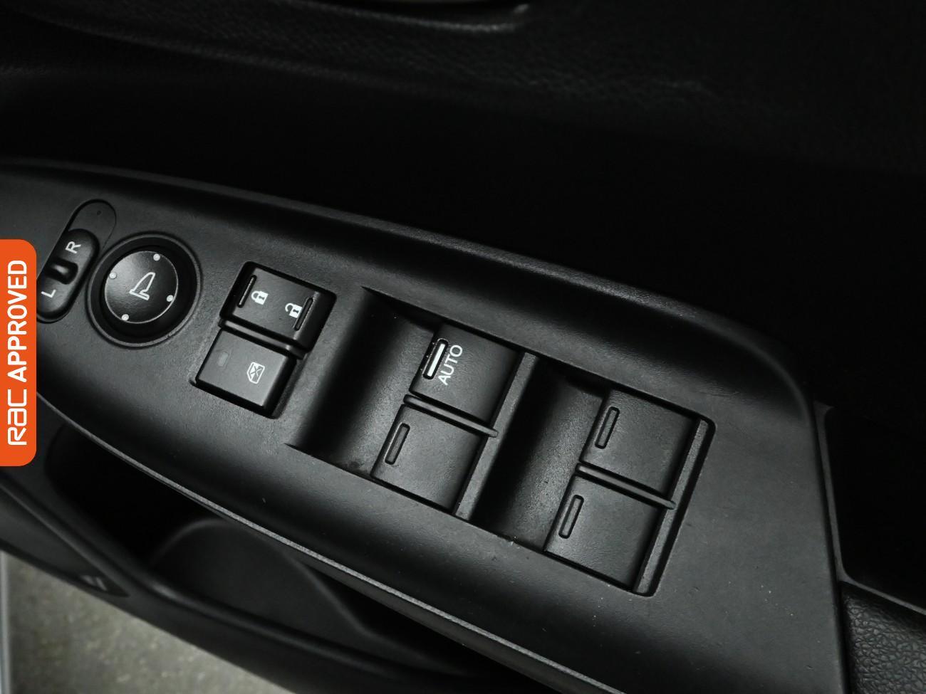 Used Honda Jazz 2019 for sale - 76629880: Photo 24