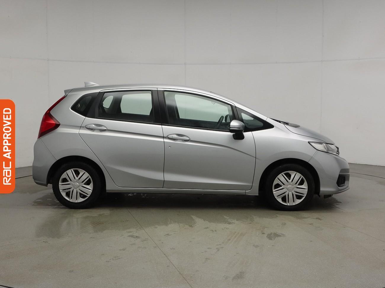 Used Honda Jazz 2019 for sale - 76629880: Photo 6