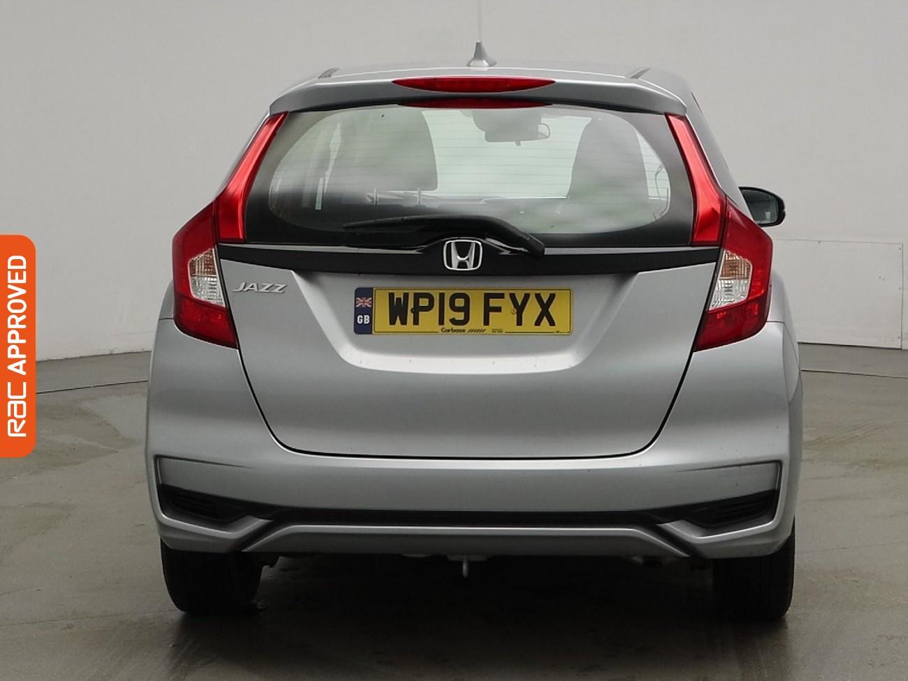 Used Honda Jazz 2019 for sale - 76629880: Photo 8