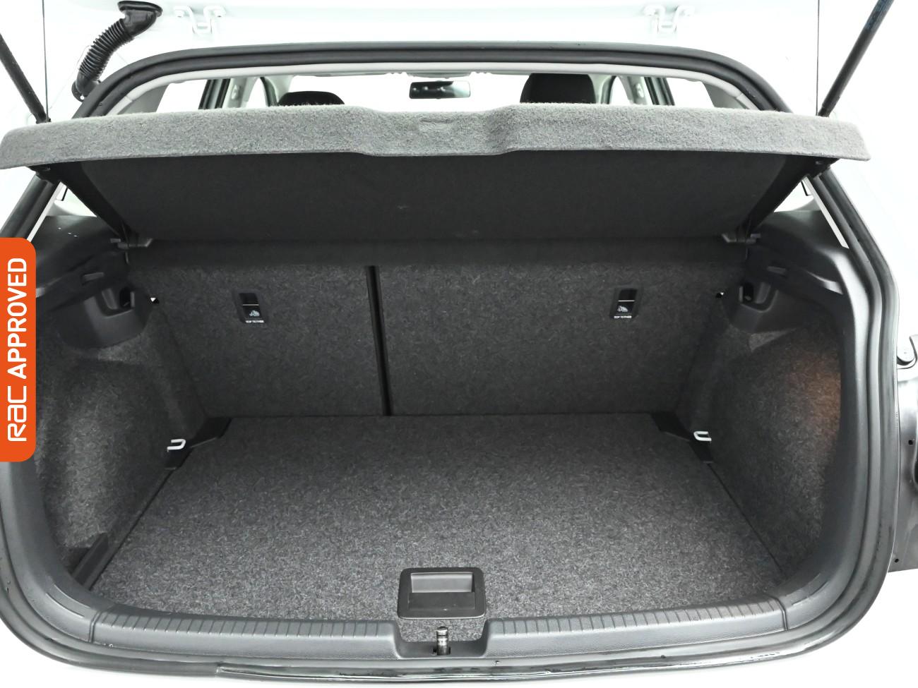 Used Volkswagen Polo 2018 for sale - 76805318: Photo 25