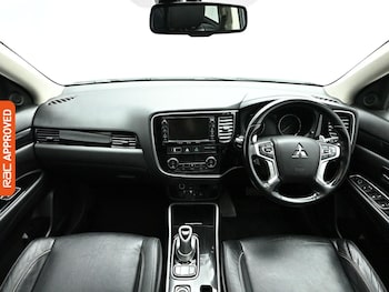 Used Mitsubishi Outlander 2017 for sale - 79080716: Photo