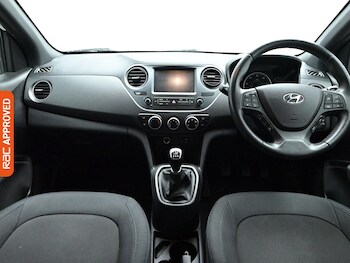 Used Hyundai i10 2019 for sale - 78466610: Photo