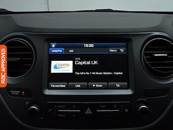 Used Hyundai i10 2019 for sale - 78466610: Photo