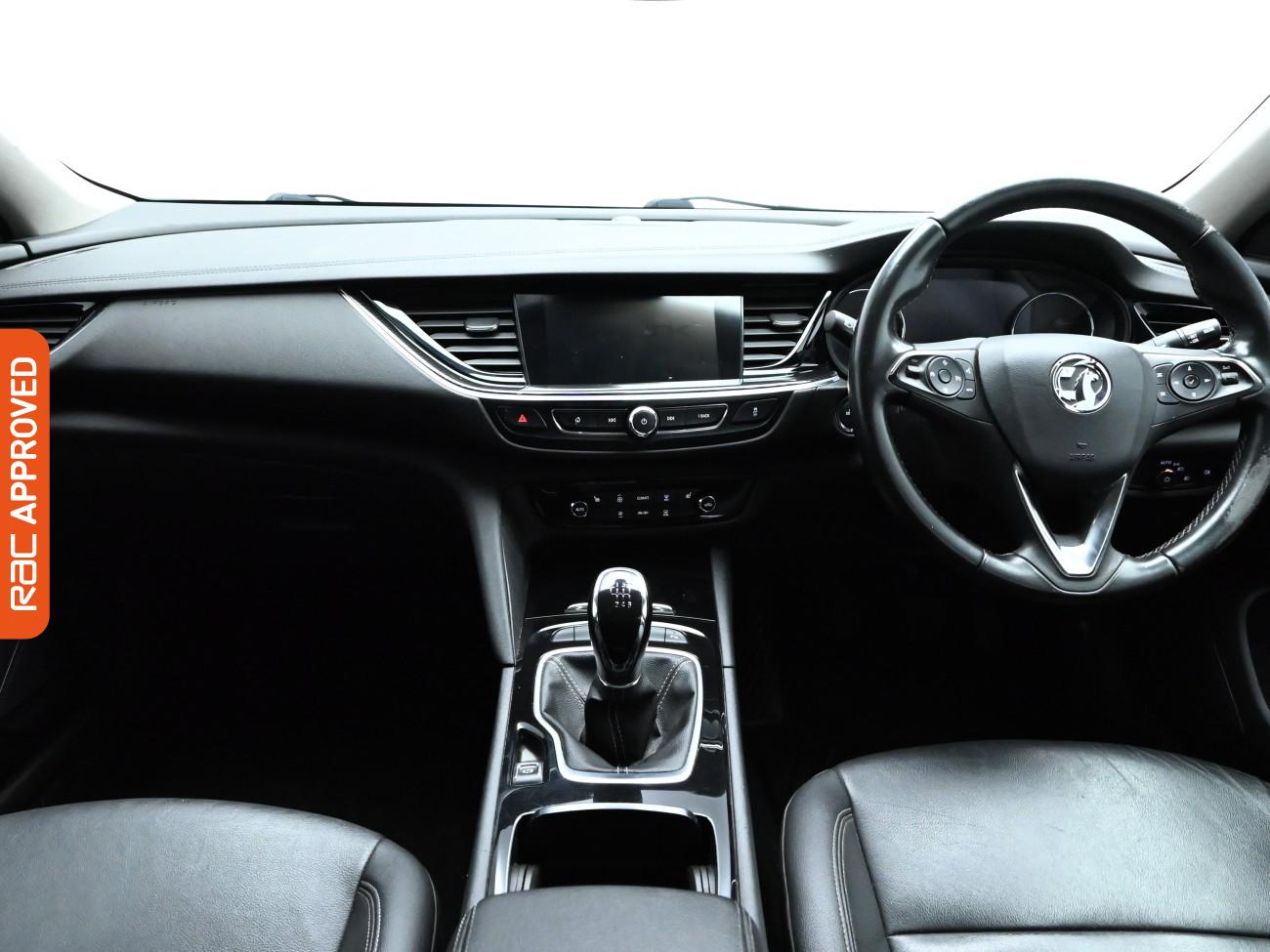 Used Vauxhall Insignia 2017 for sale - 76267866: Photo 2