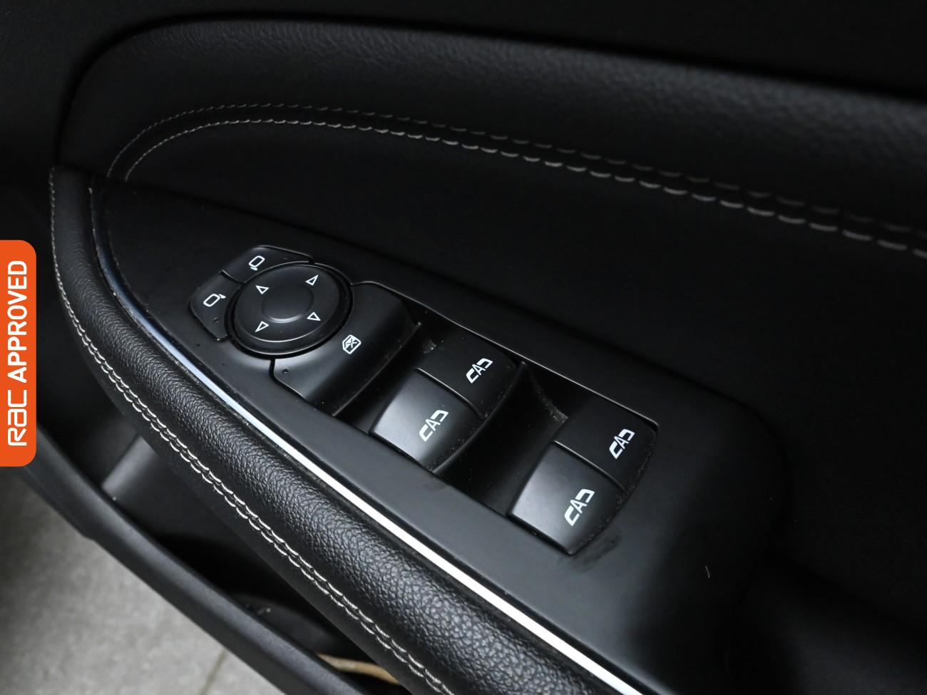 Used Vauxhall Insignia 2017 for sale - 76267866: Photo 26