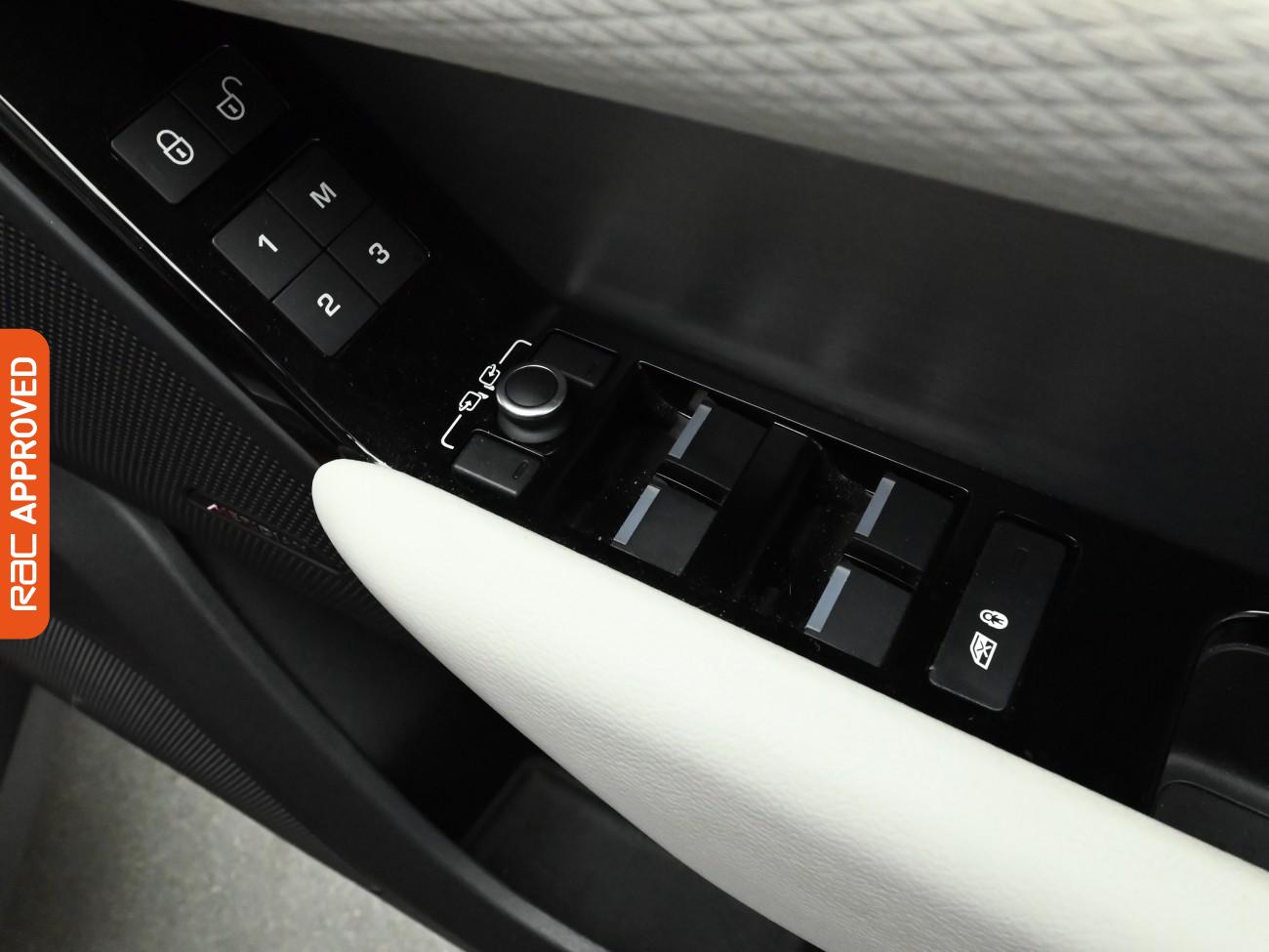 Used Land Rover Range Rover Velar 2020 for sale - 76411639: Photo 26