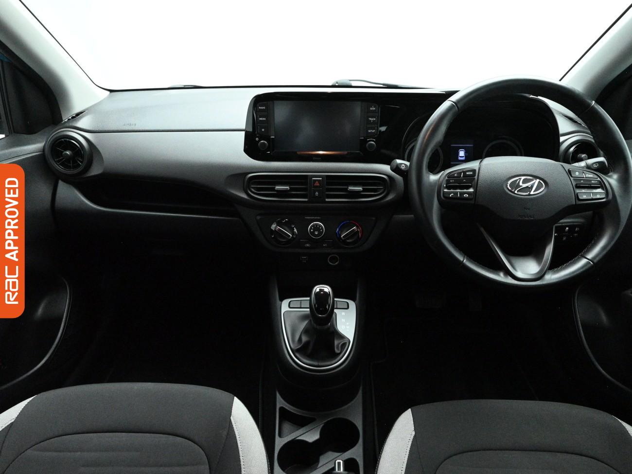 Used Hyundai i10 2020 for sale - 77812594: Photo 2