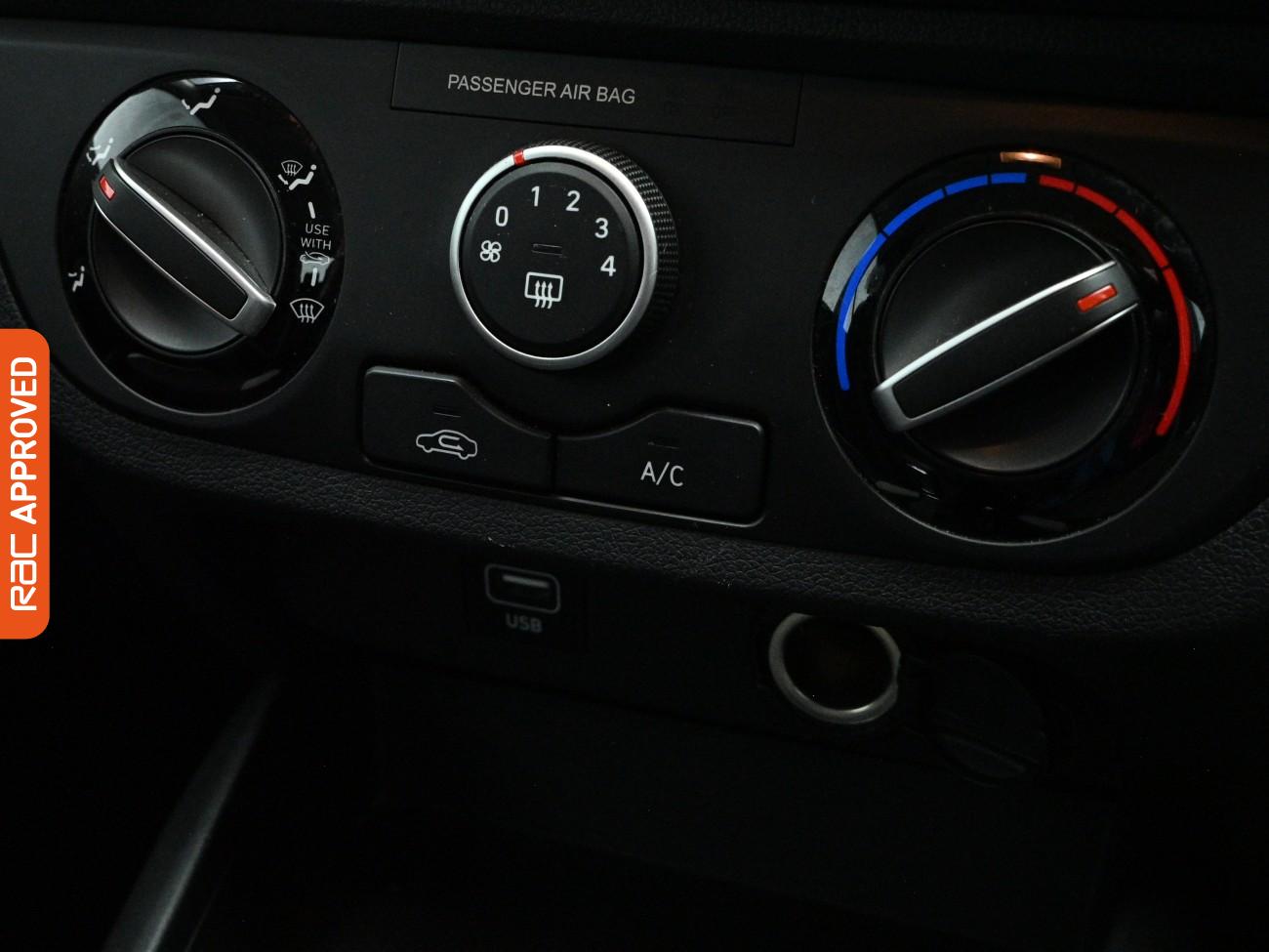 Used Hyundai i10 2020 for sale - 77812594: Photo 25