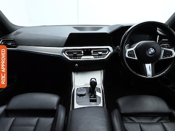 Used BMW 3 Series 2021 for sale - 76353182: Photo