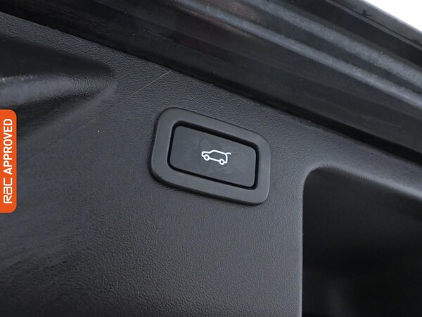 Used Land Rover Discovery Sport 2019 for sale - 76065230: Photo 28