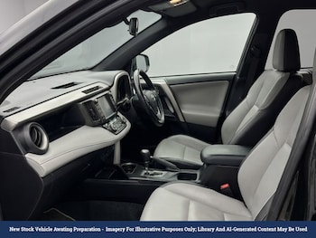 Used Toyota RAV4 2018 for sale - 79636988: Photo