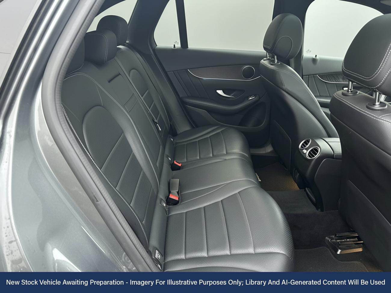 Used Mercedes-Benz GLC 2019 for sale - 76845528: Photo 4