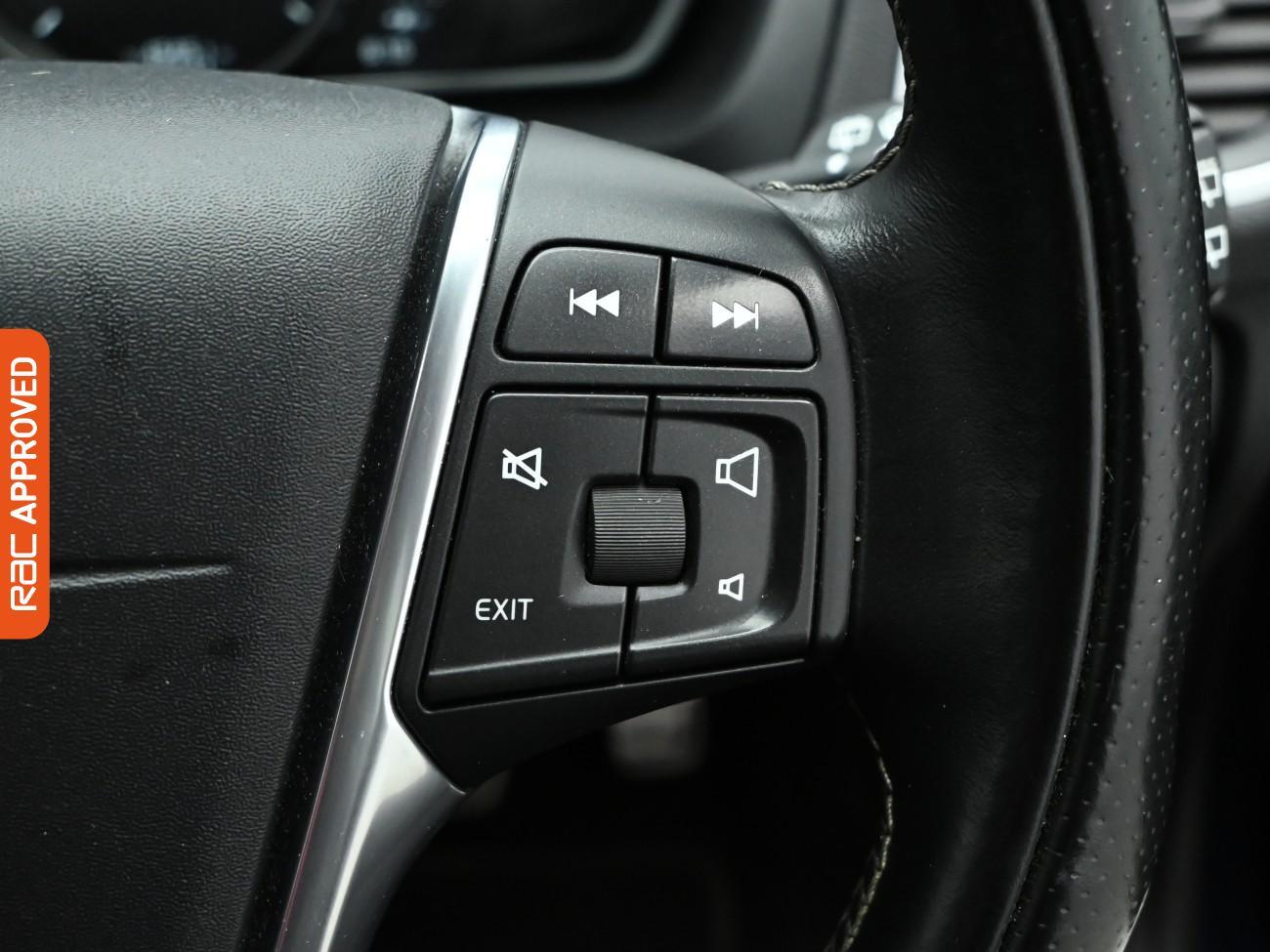 Used Volvo V40 2015 for sale - 76723891: Photo 18