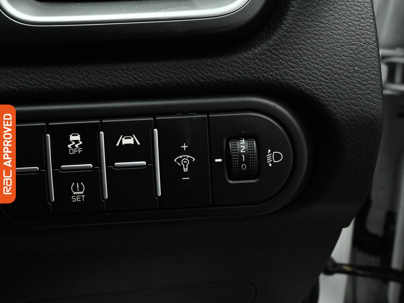 Used Kia XCeed 2022 for sale - 76697576: Photo 17