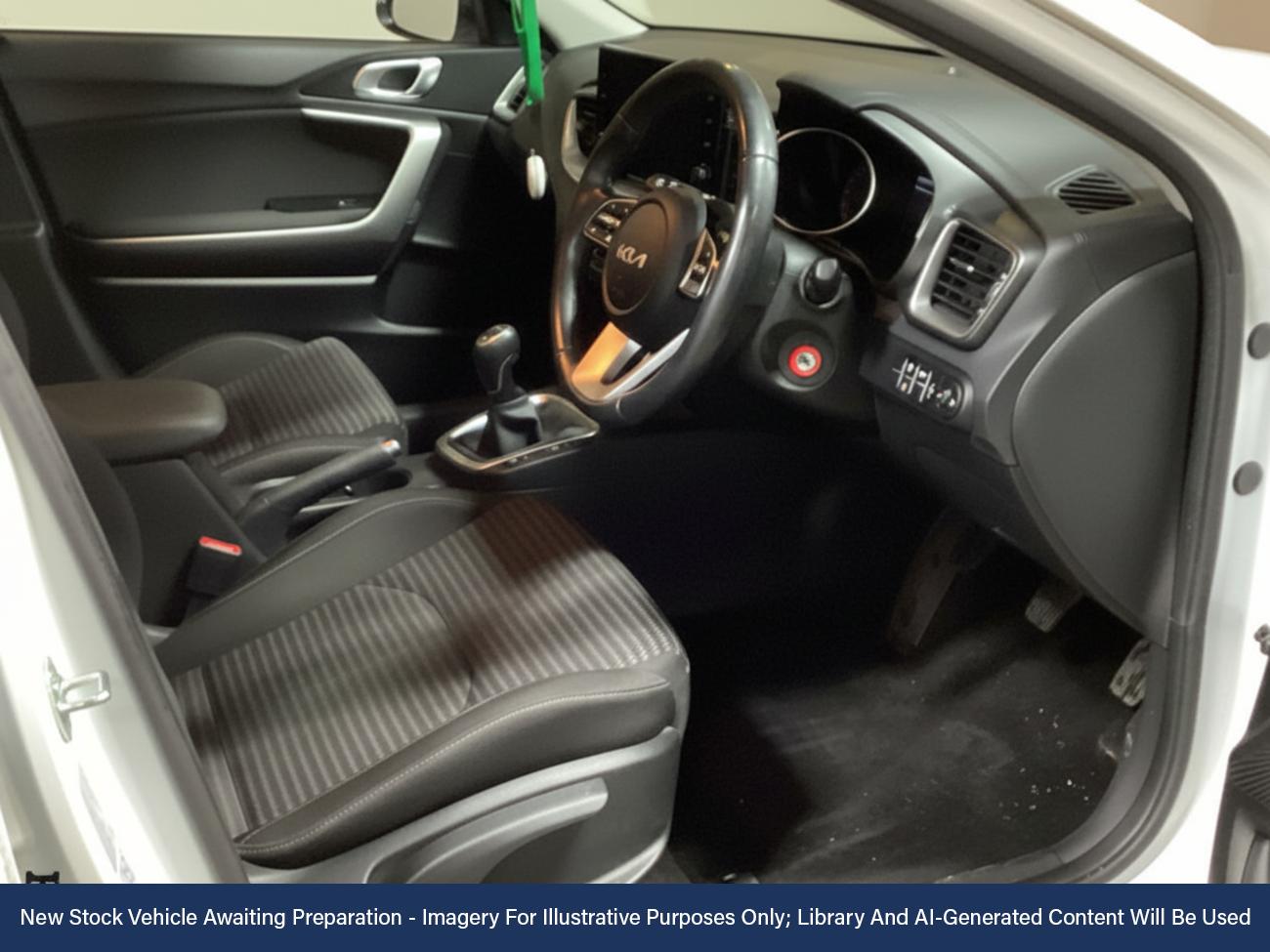 Used Kia XCeed 2022 for sale - 76697576: Photo 3