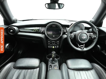 Used MINI Hatch 2021 for sale - 77240110: Photo