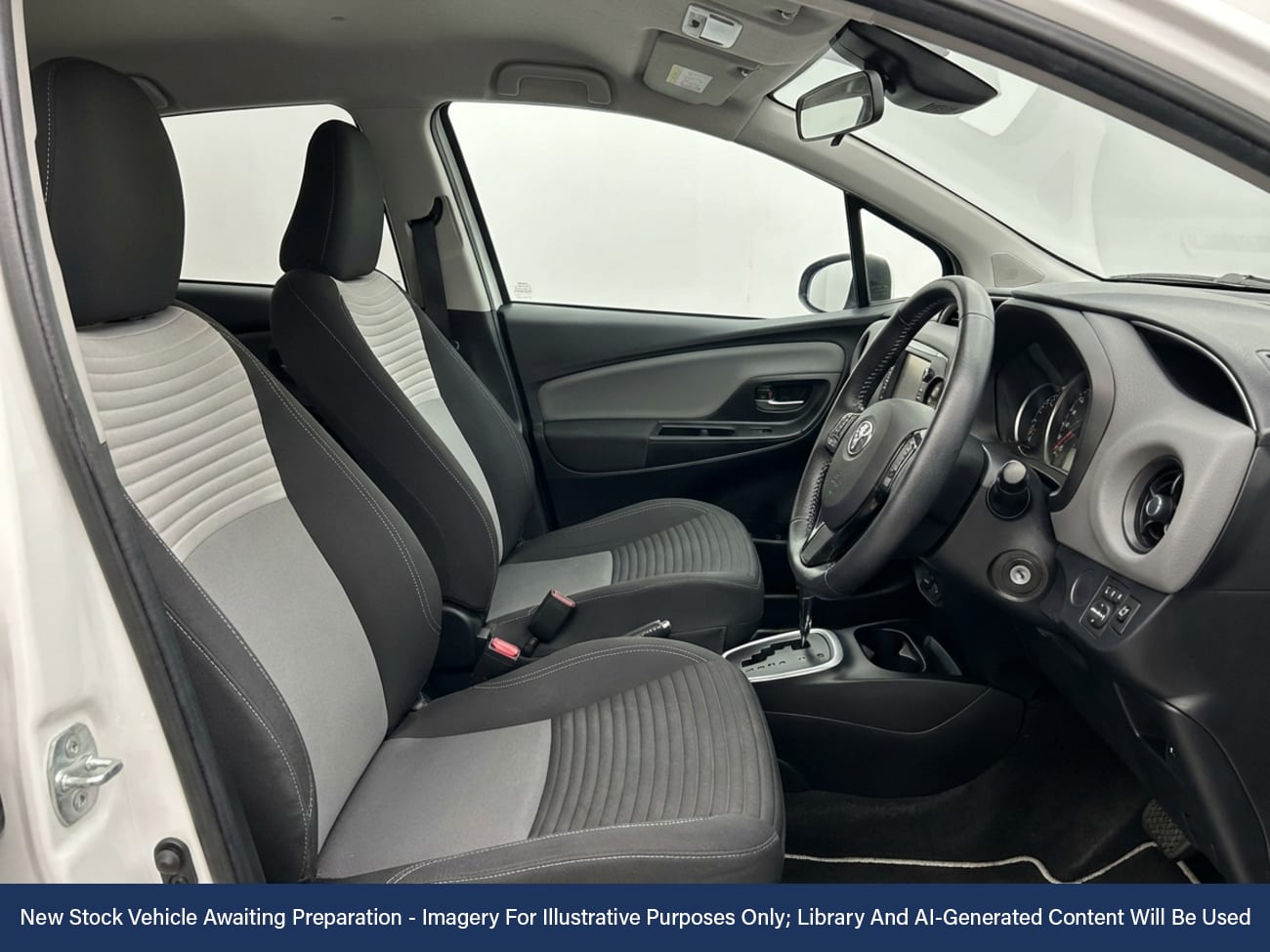 Used Toyota Yaris 2018 for sale - 77259221: Photo 3