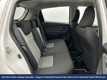 Used Toyota Yaris 2018 for sale - 77259221: Photo