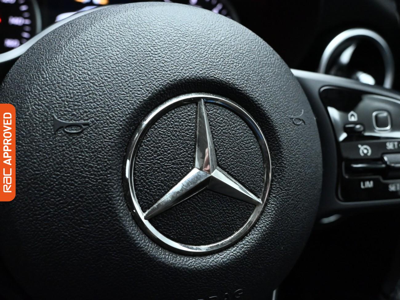 Used Mercedes-Benz C Class 2019 for sale - 76035395: Photo 22