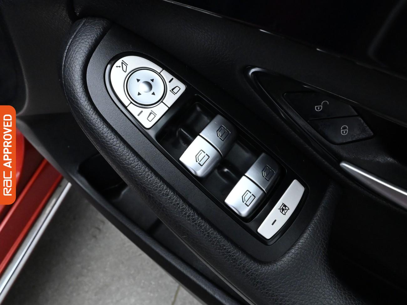 Used Mercedes-Benz C Class 2019 for sale - 76035395: Photo 24