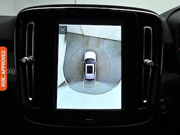 Used Volvo XC40 2023 for sale - 79487138: Photo