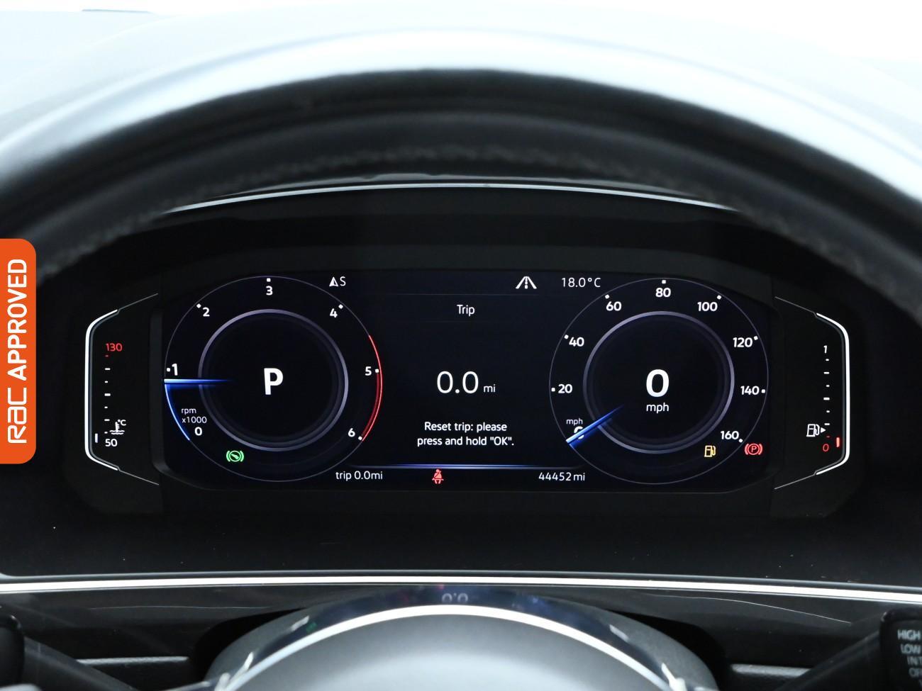 Used Volkswagen Tiguan 2019 for sale - 76142210: Photo 11