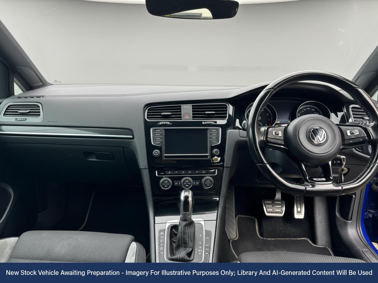 Used Volkswagen Golf 2017 for sale - 76629866: Photo 6